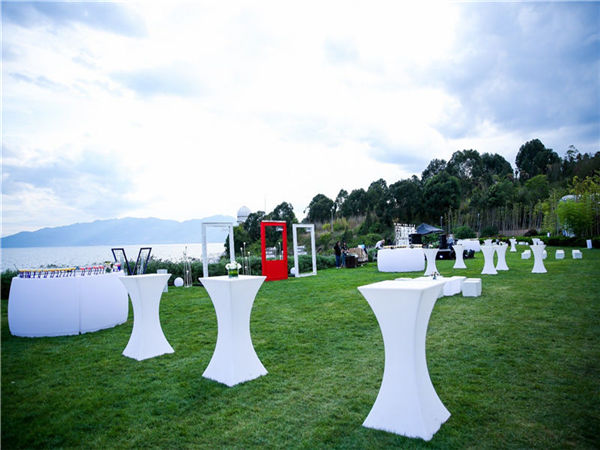 应对突发天气：深圳年会策划中的室内外应急方案