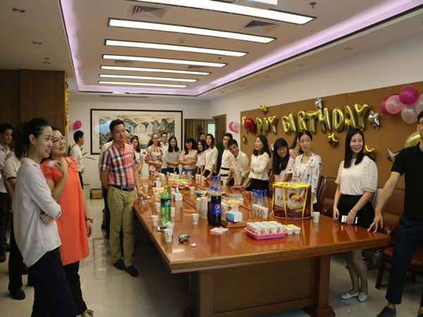 如何精心策划一场满意的员工生日会?