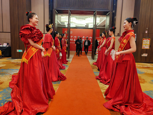 打造完美迎宾环节：深圳活动策划的创意与形式解析