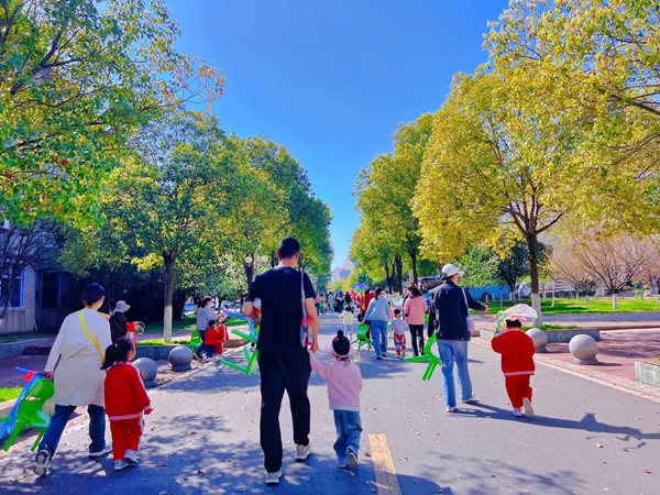 打造温馨乐趣的亲子活动：深圳活动公司策划须知